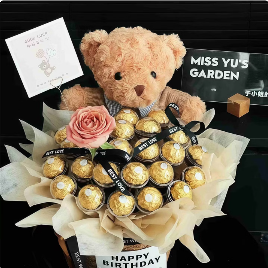 029 Bear ferrero bouquet